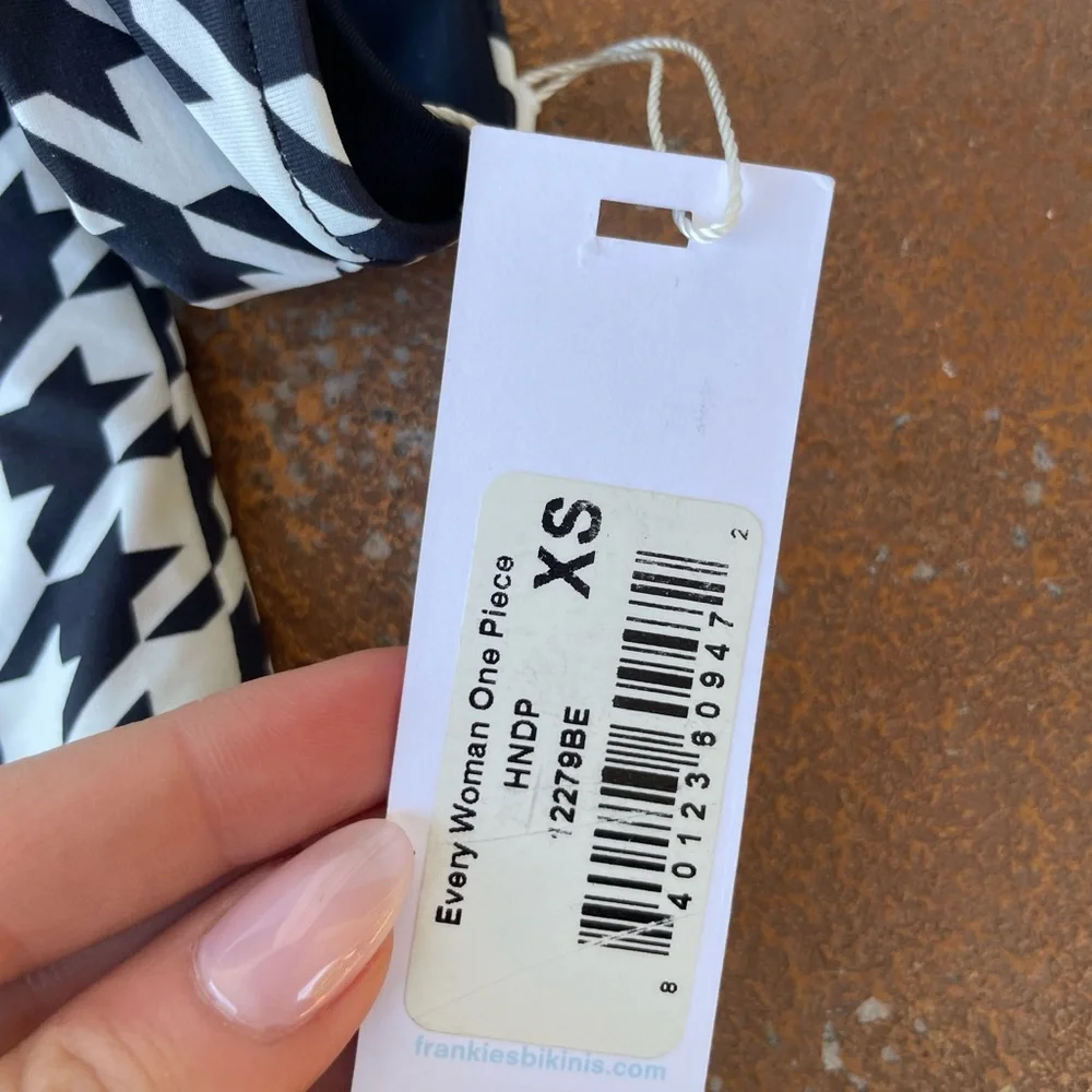 NWT Frankie’s bikinis every woman one piece